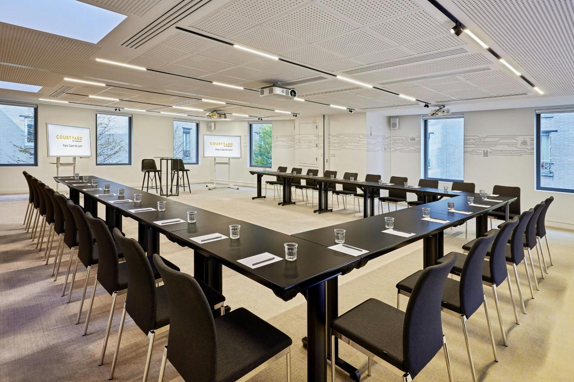 Hotel Courtyard By Marriott Paris Gare De Lyon Exterior foto